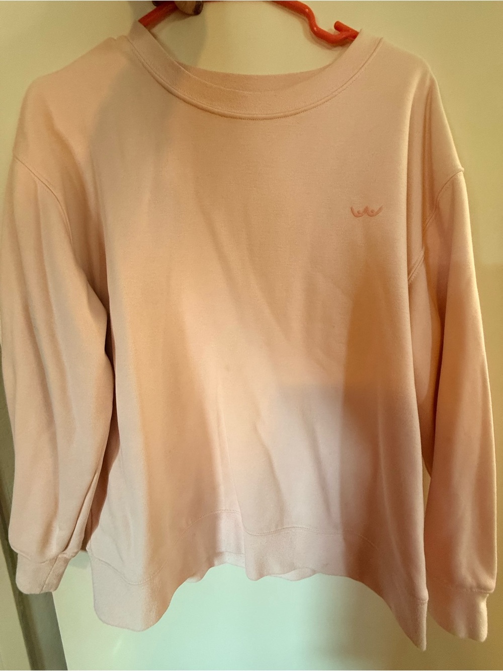 Fabletics Women’s Lightweight Pink Crewneck Breast cancer awareness Sweatshirt